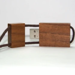 USB-Флешка на 64Gb на шнурке с логотипом